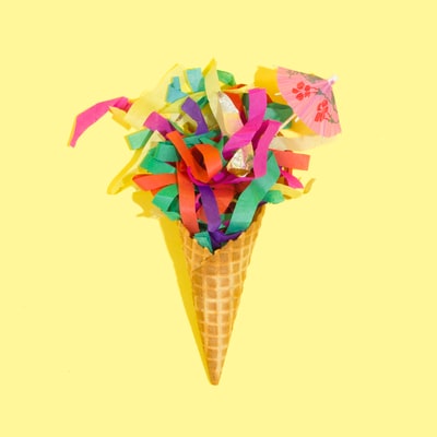 彩色纸冰淇淋装饰